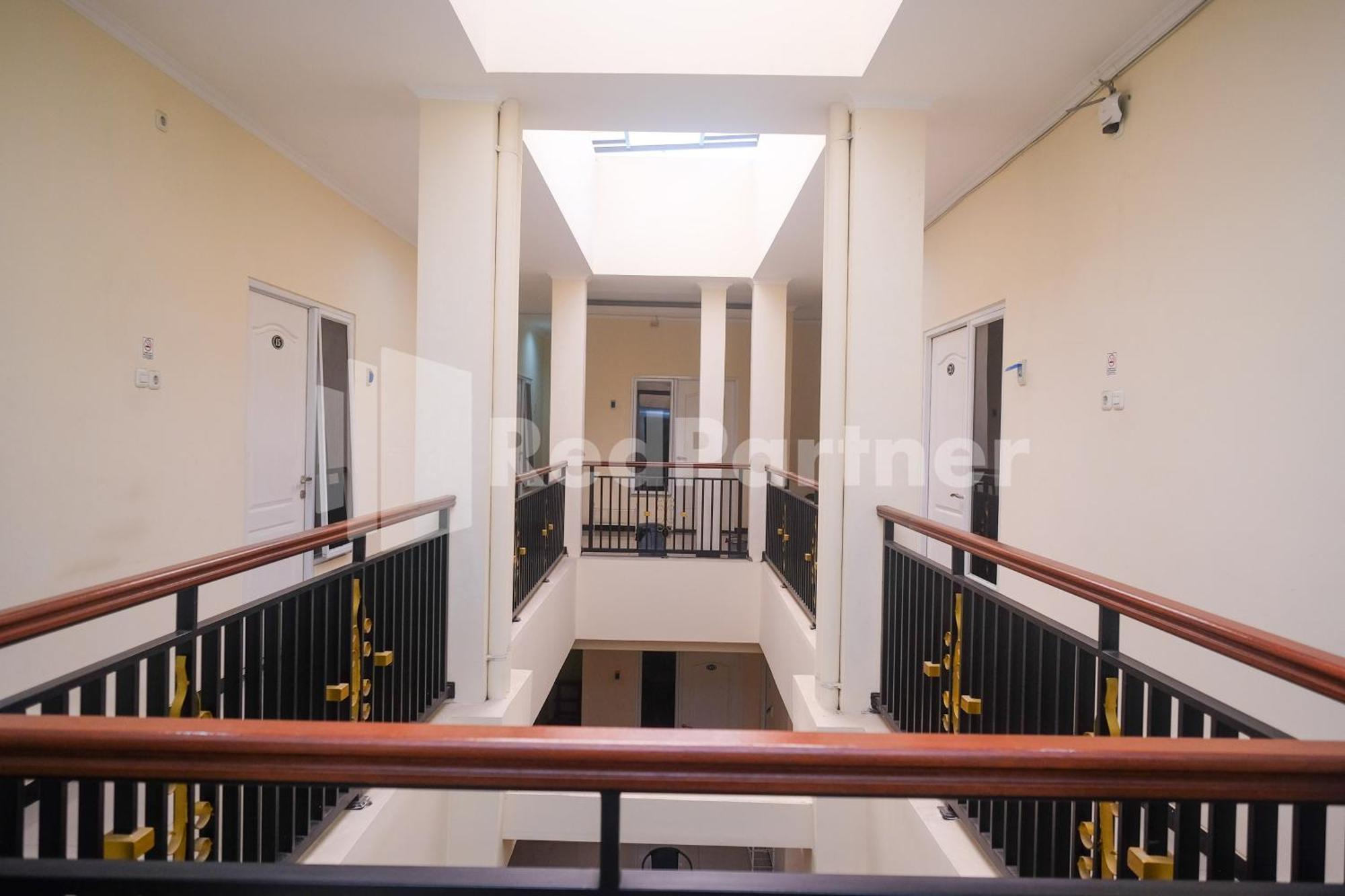 Griya Loka 2 Syariah Near Simpang Lima Mitra Reddoorz Hotel Semarang Exterior photo