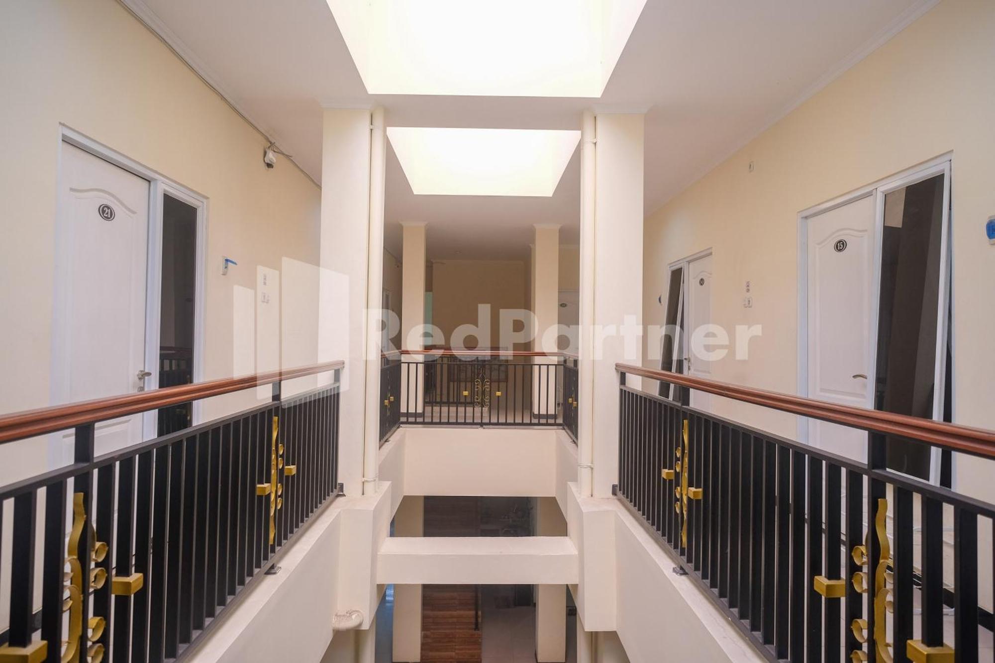 Griya Loka 2 Syariah Near Simpang Lima Mitra Reddoorz Hotel Semarang Exterior photo